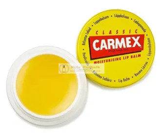 Intensively Moisturizing Lip Balm by CARMEX