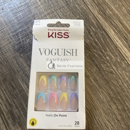 KISS Impress Medium Voguish Fantasy Manicure