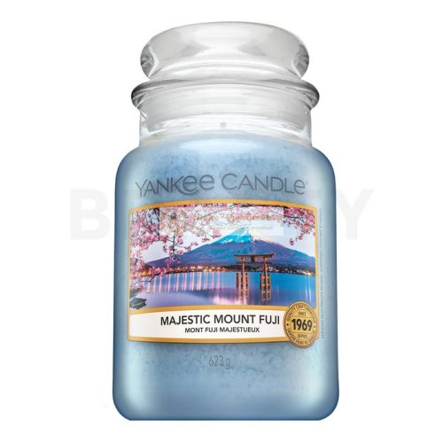 Yankee Candle Majestic Mount Fuji scented candle 623 g
