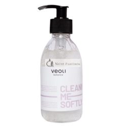  Cleaning Me Softly Moisturizing and Soothing Face Wash Gel 190ml